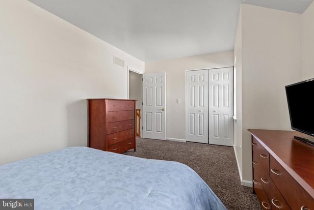 1937 WEXFORD RD, Palmyra, PA 17078