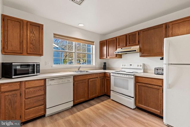 1937 WEXFORD RD, Palmyra, PA 17078