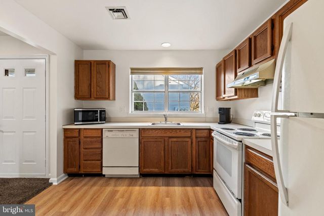 1937 WEXFORD RD, Palmyra, PA 17078