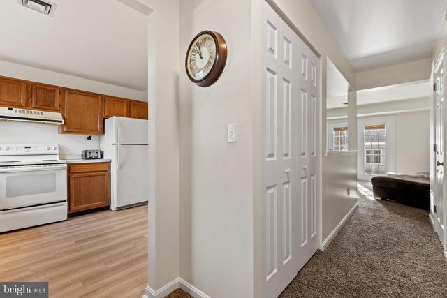 1937 WEXFORD RD, Palmyra, PA 17078