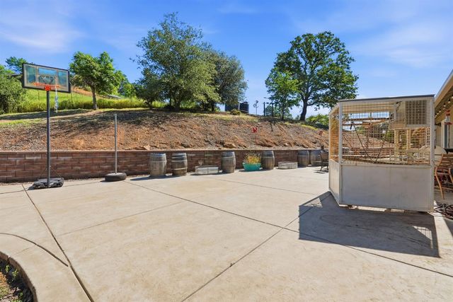 18115 Burke Dr, Plymouth, CA 95669