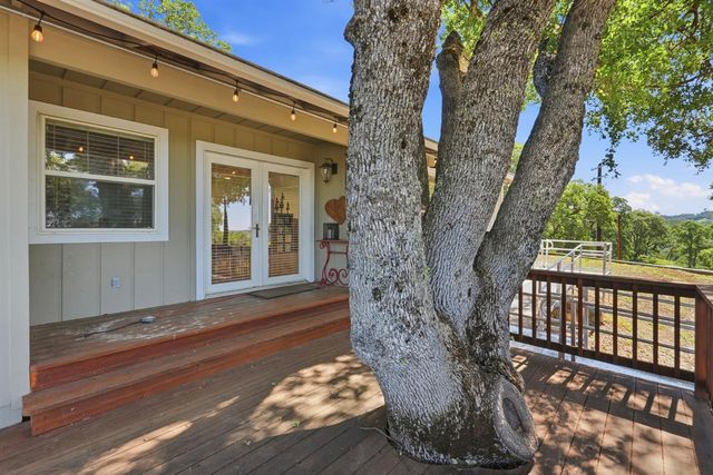 18115 Burke Dr, Plymouth, CA 95669