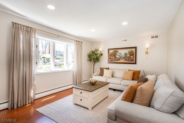 219 Linden Rd, Wayne Twp., NJ 07470