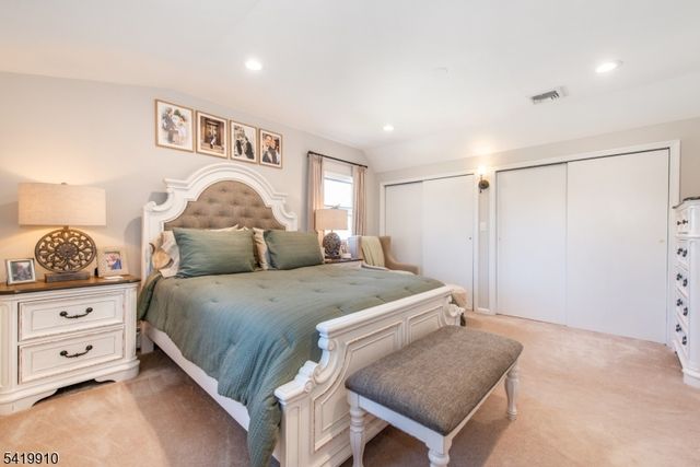 219 Linden Rd, Wayne Twp., NJ 07470