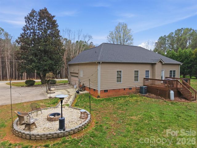 7594 Church Road, Taylorsville, NC 28681