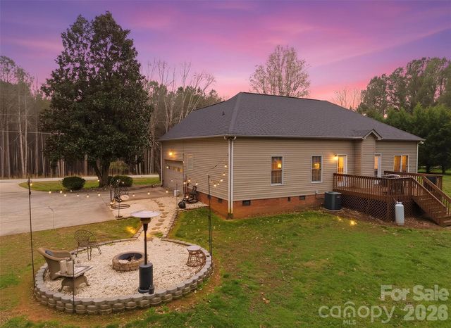 7594 Church Road, Taylorsville, NC 28681