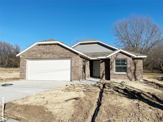 902 N Rusk Street, Weatherford, TX 76116