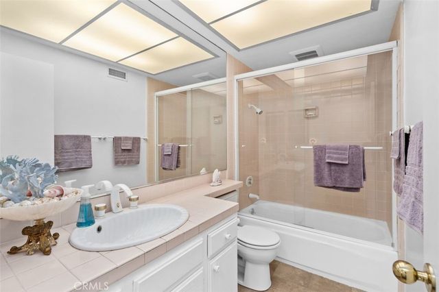 8401 Natalie Lane, West Hills, CA 91304