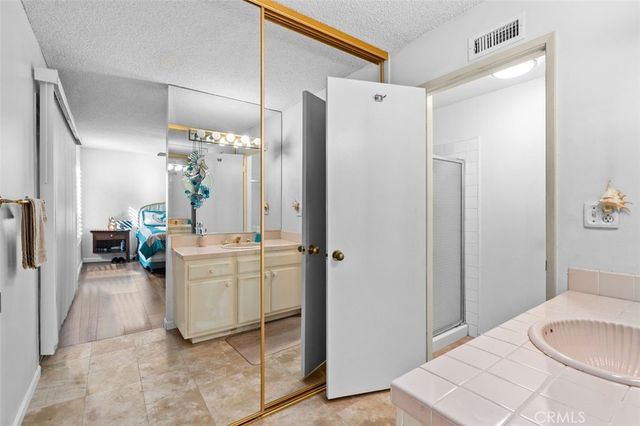 8401 Natalie Lane, West Hills, CA 91304