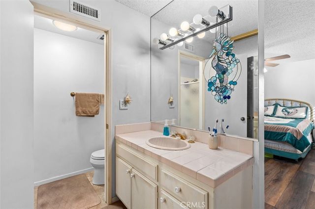 8401 Natalie Lane, West Hills, CA 91304