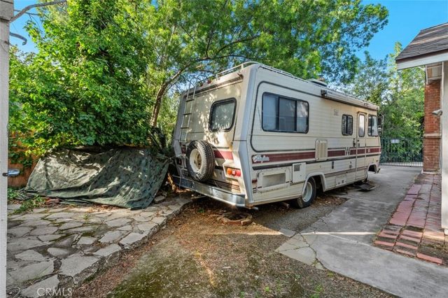 8401 Natalie Lane, West Hills, CA 91304