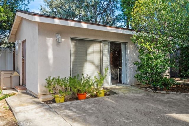 8401 Natalie Lane, West Hills, CA 91304