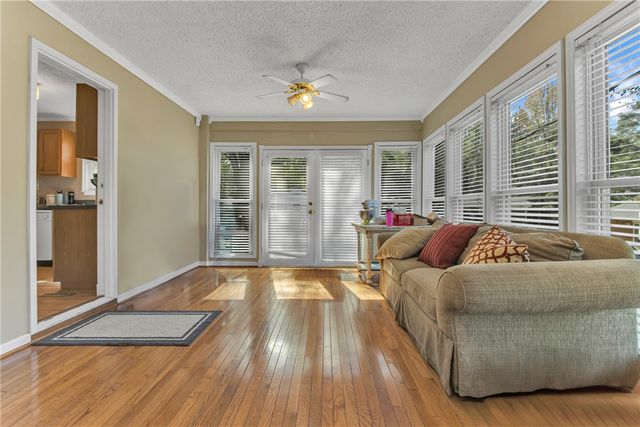 8 Pinecrest Drive, Williamston, SC 29697