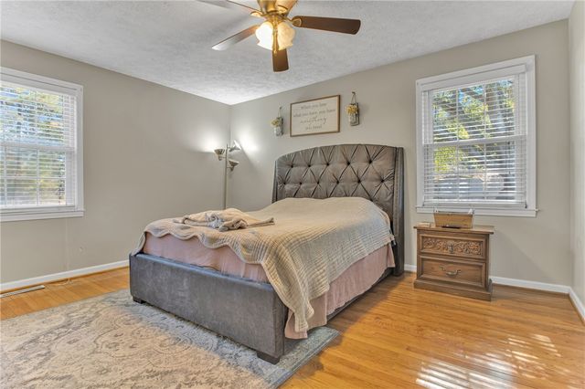 8 Pinecrest Drive, Williamston, SC 29697