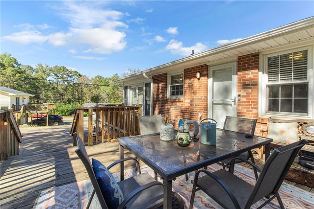 8 Pinecrest Drive, Williamston, SC 29697