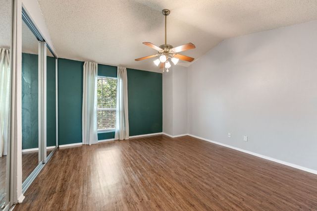 61 Abbey Road, Euless, TX 76039