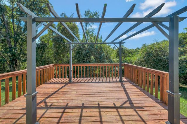 4815 Quail Hollow Dr, Old Hickory, TN 37138