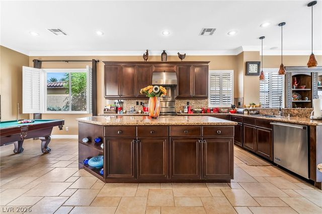 7904 Galloping Hills Street, Las Vegas, NV 89113