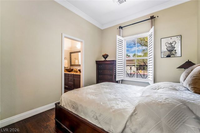 7904 Galloping Hills Street, Las Vegas, NV 89113