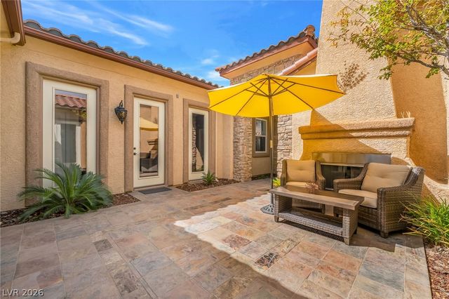 7904 Galloping Hills Street, Las Vegas, NV 89113