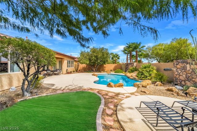 7904 Galloping Hills Street, Las Vegas, NV 89113
