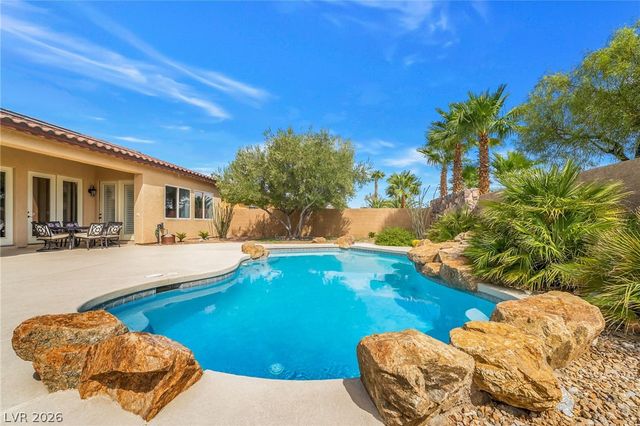 7904 Galloping Hills Street, Las Vegas, NV 89113