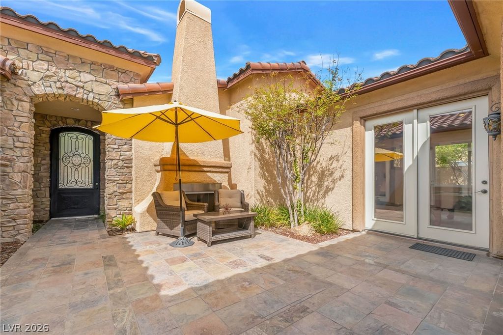 7904 Galloping Hills Street, Las Vegas, NV 89113 — photo 4