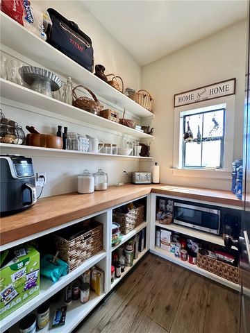 266 E County Road 2180, Kingsville, TX 78363