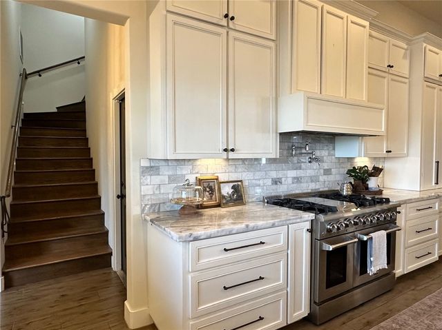 266 E County Road 2180, Kingsville, TX 78363