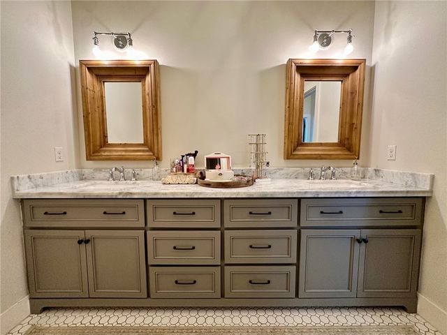 266 E County Road 2180, Kingsville, TX 78363