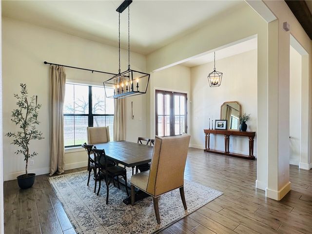 266 E County Road 2180, Kingsville, TX 78363