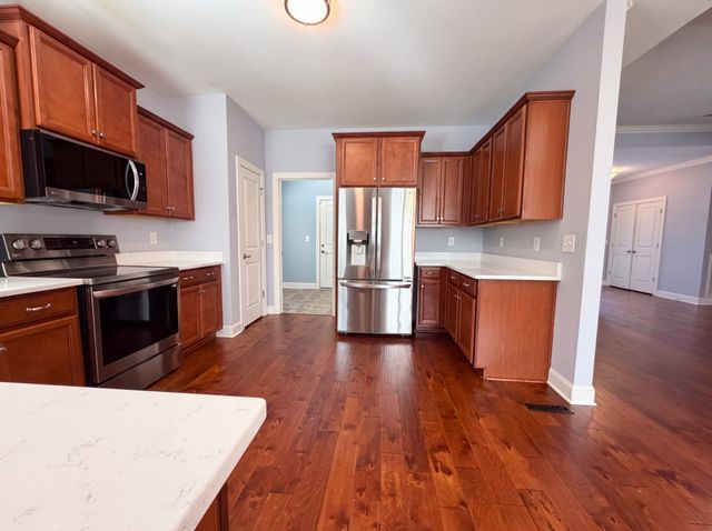 234 Hickory Pointe Dr, Lebanon, TN 37087