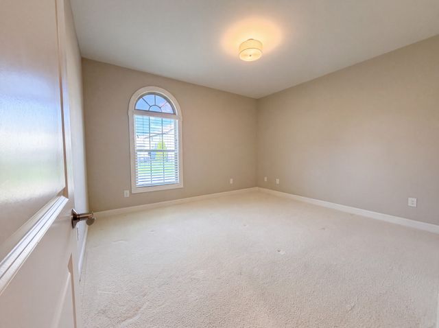 234 Hickory Pointe Dr, Lebanon, TN 37087