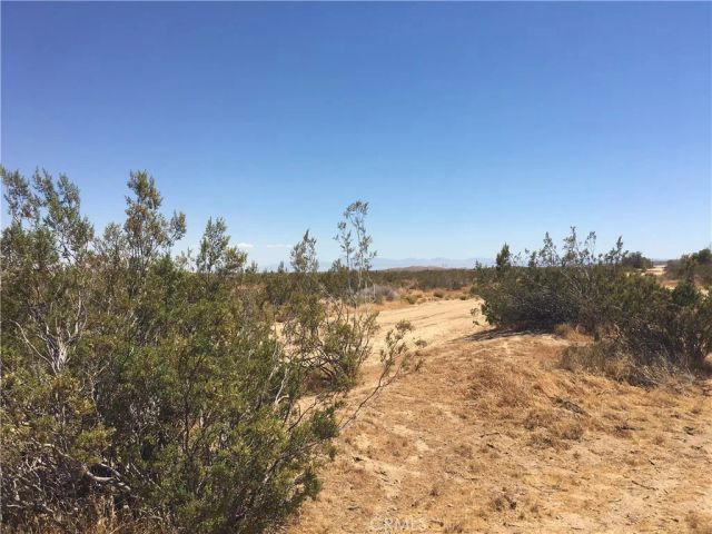 0 W 25th, Mojave, CA 93501