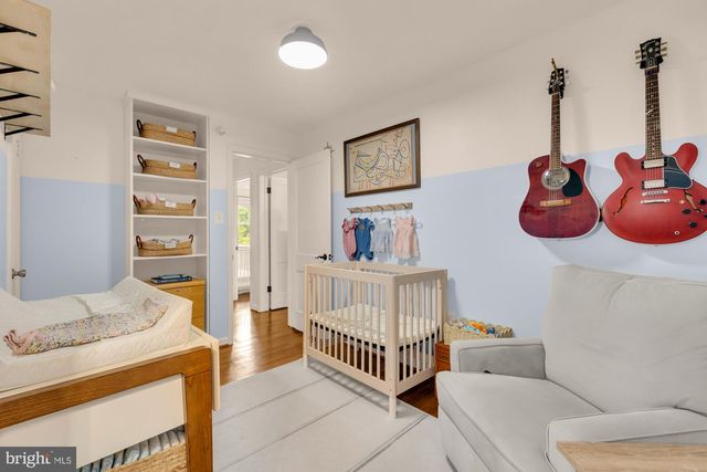 6616 KERNS RD, Falls Church, VA 22042