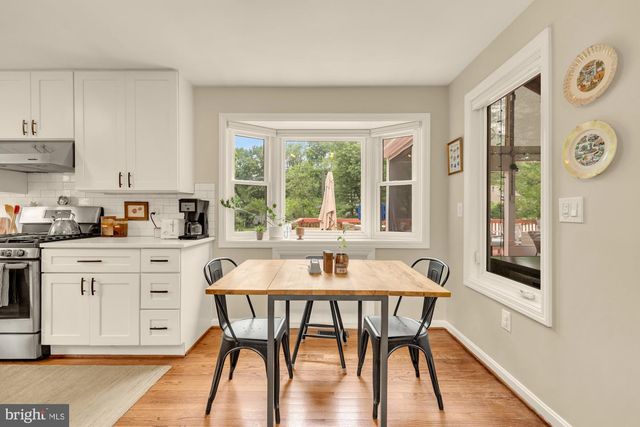 6616 KERNS RD, Falls Church, VA 22042