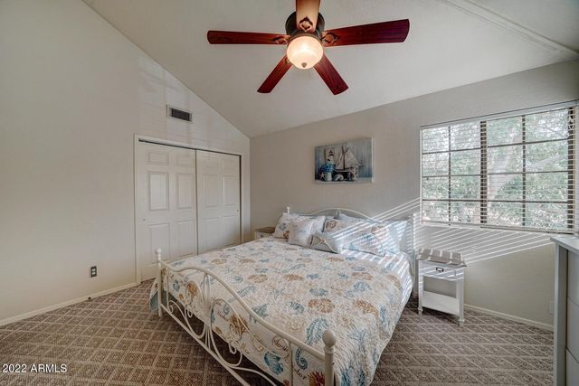 517 S MARINA Drive, Gilbert, AZ 85233