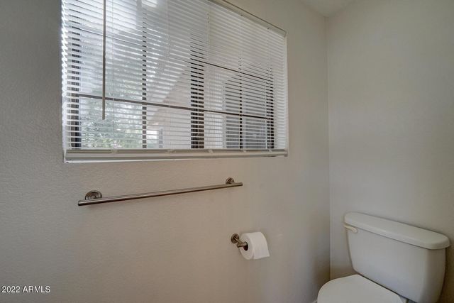 517 S MARINA Drive, Gilbert, AZ 85233