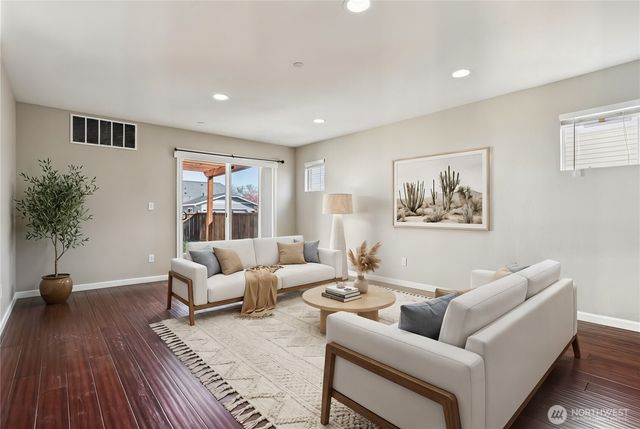 2256 Palisade Boulevard, Dupont, WA 98327