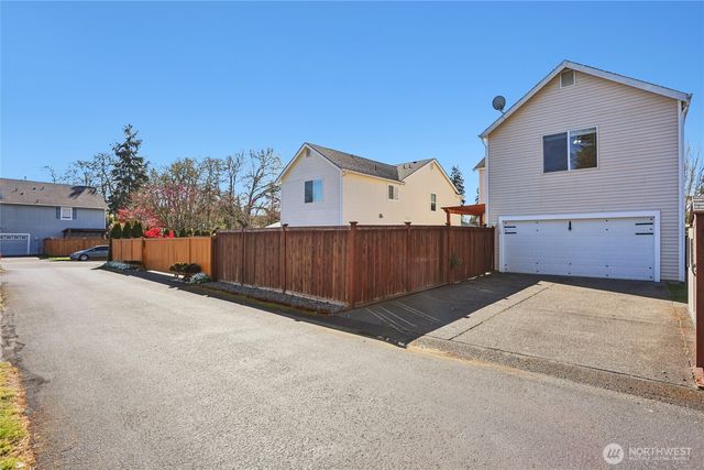 2256 Palisade Boulevard, Dupont, WA 98327