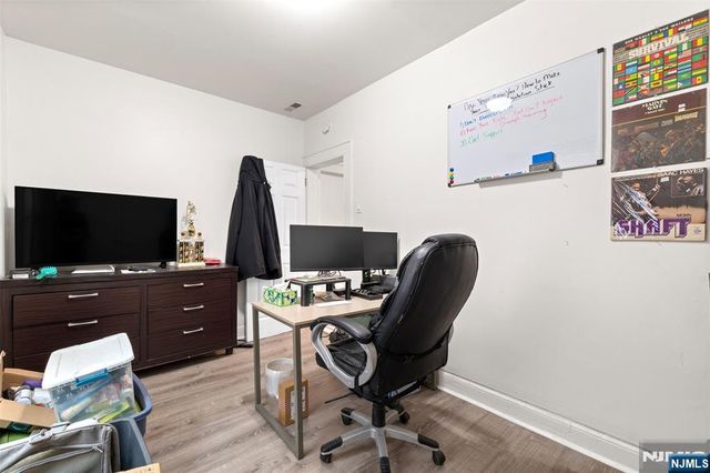 92 Devine Street, Newark, NJ 07106