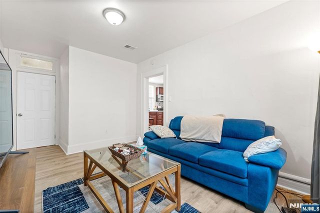 92 Devine Street, Newark, NJ 07106