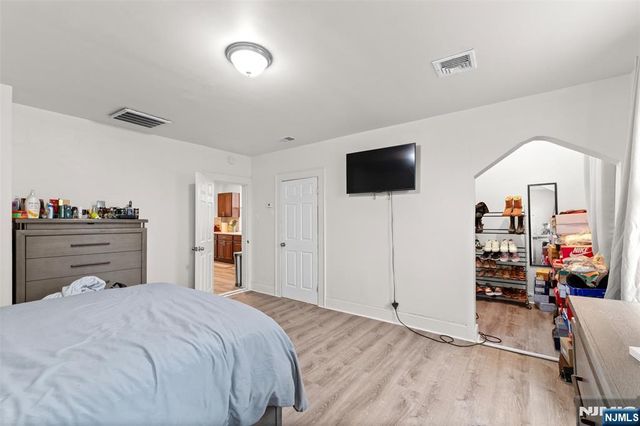 92 Devine Street, Newark, NJ 07106