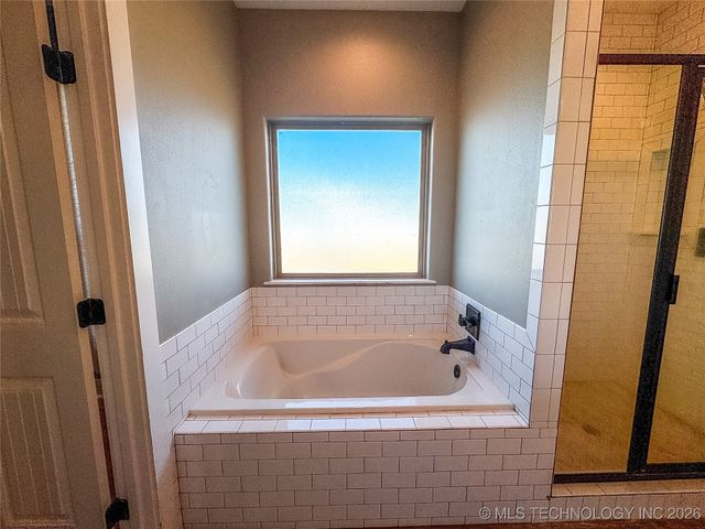 126 Lobo, Lone Grove, OK 73443