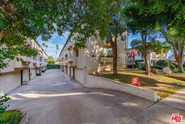170 N Sierra Bonita Avenue 4, Pasadena, CA 91106
