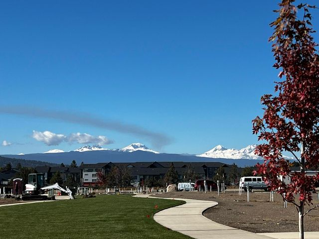 3875 NE Petrosa Avenue, Bend, OR 97701