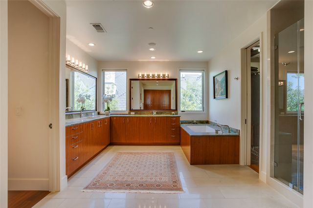 48 Ash Bluff Lane, Dallas, TX 75248