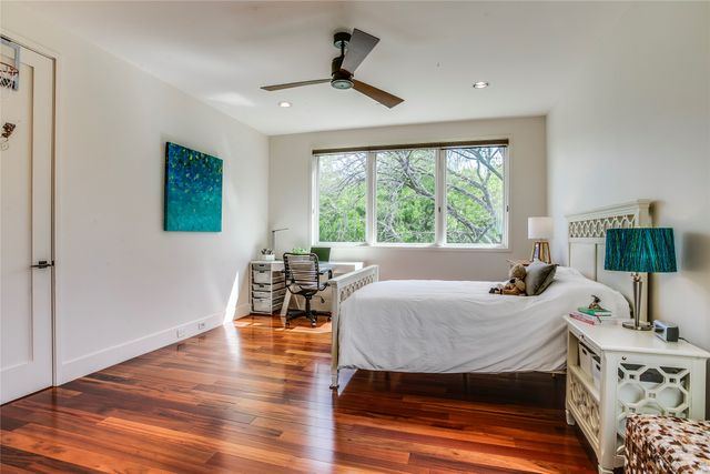 48 Ash Bluff Lane, Dallas, TX 75248