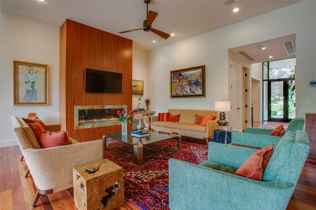 48 Ash Bluff Lane, Dallas, TX 75248