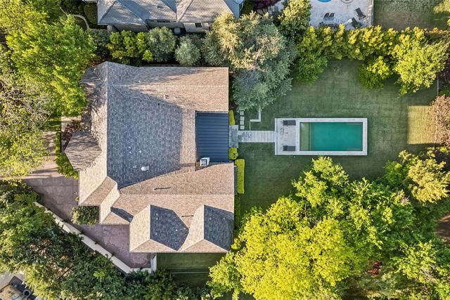 48 Ash Bluff Lane, Dallas, TX 75248